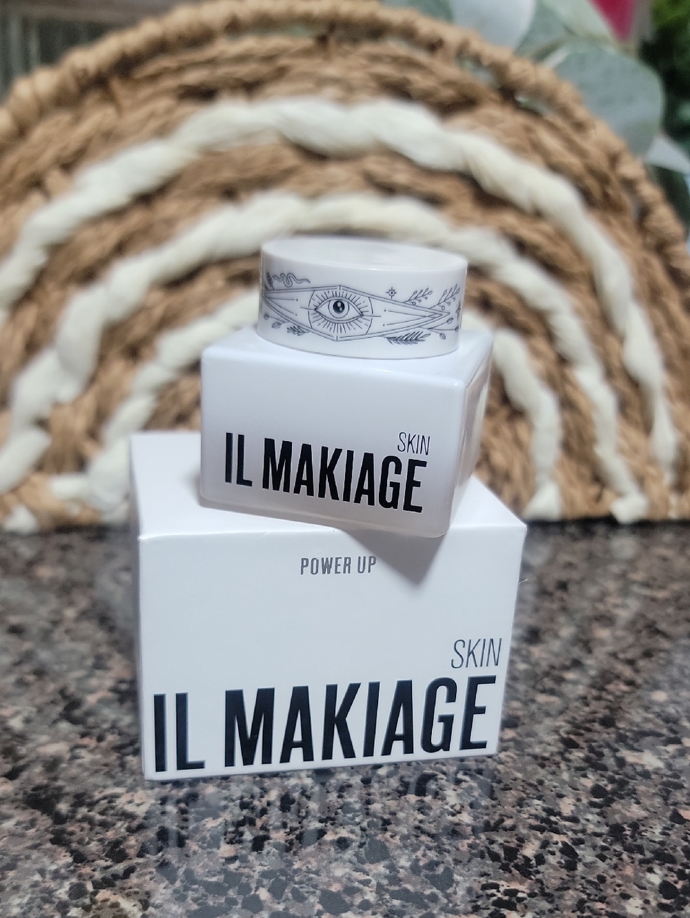 IL MAKIAGE Skin Power Up Cream - White